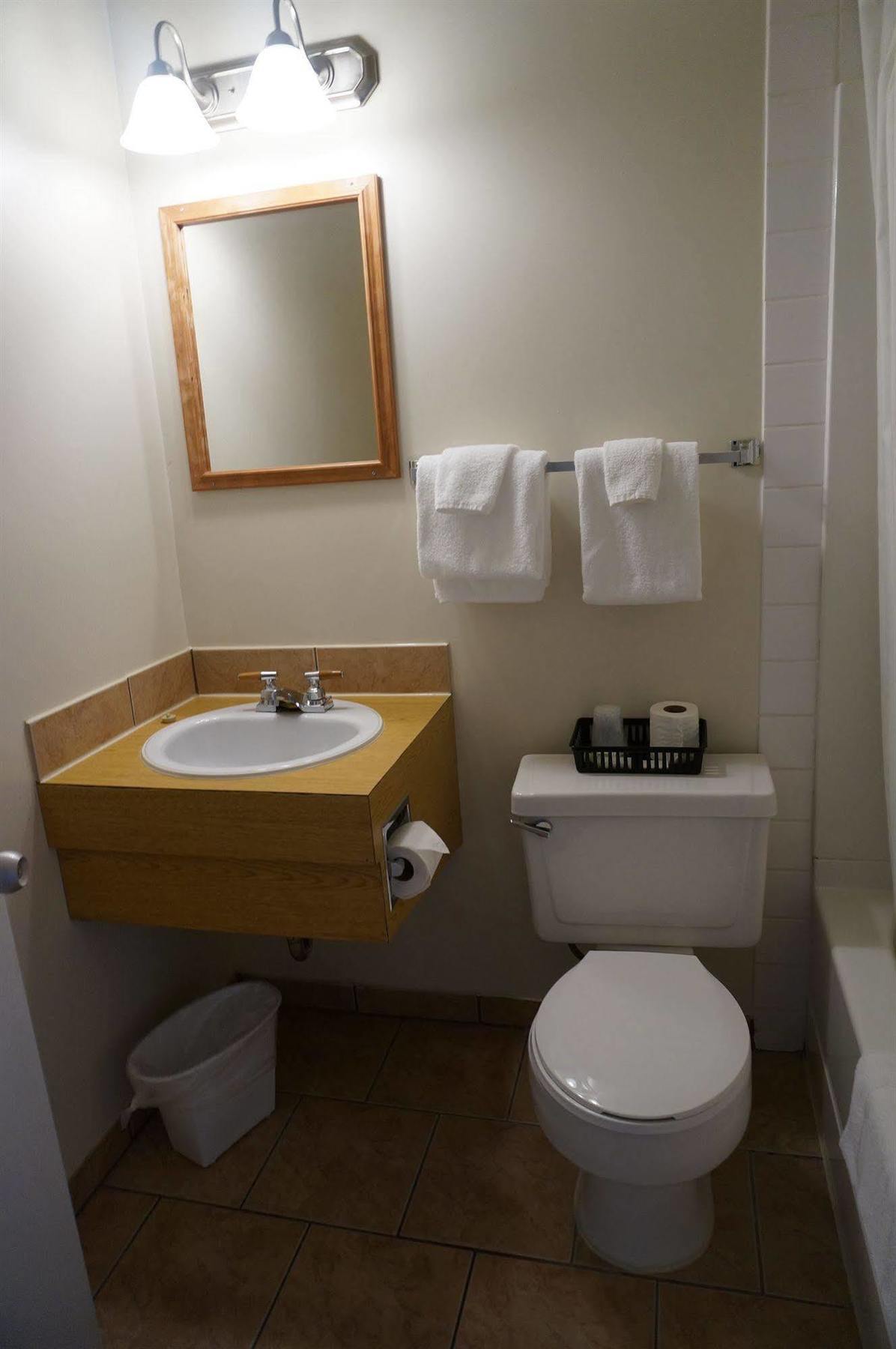 Marine Inn Powell River Dış mekan fotoğraf